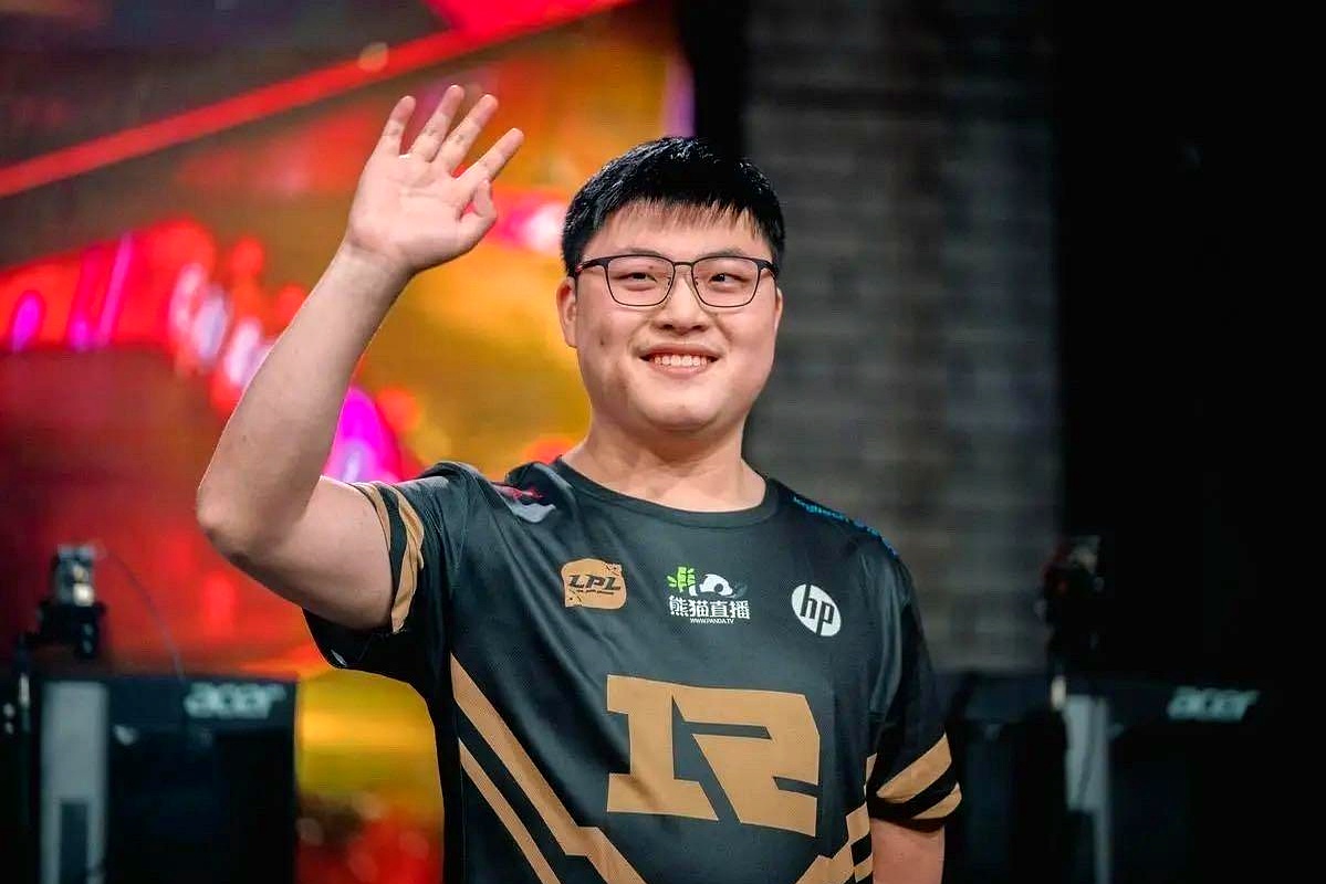 奇异果-Uzi重返赛场，最后时刻胜出首场状态出色，加拿大队观众沸腾！