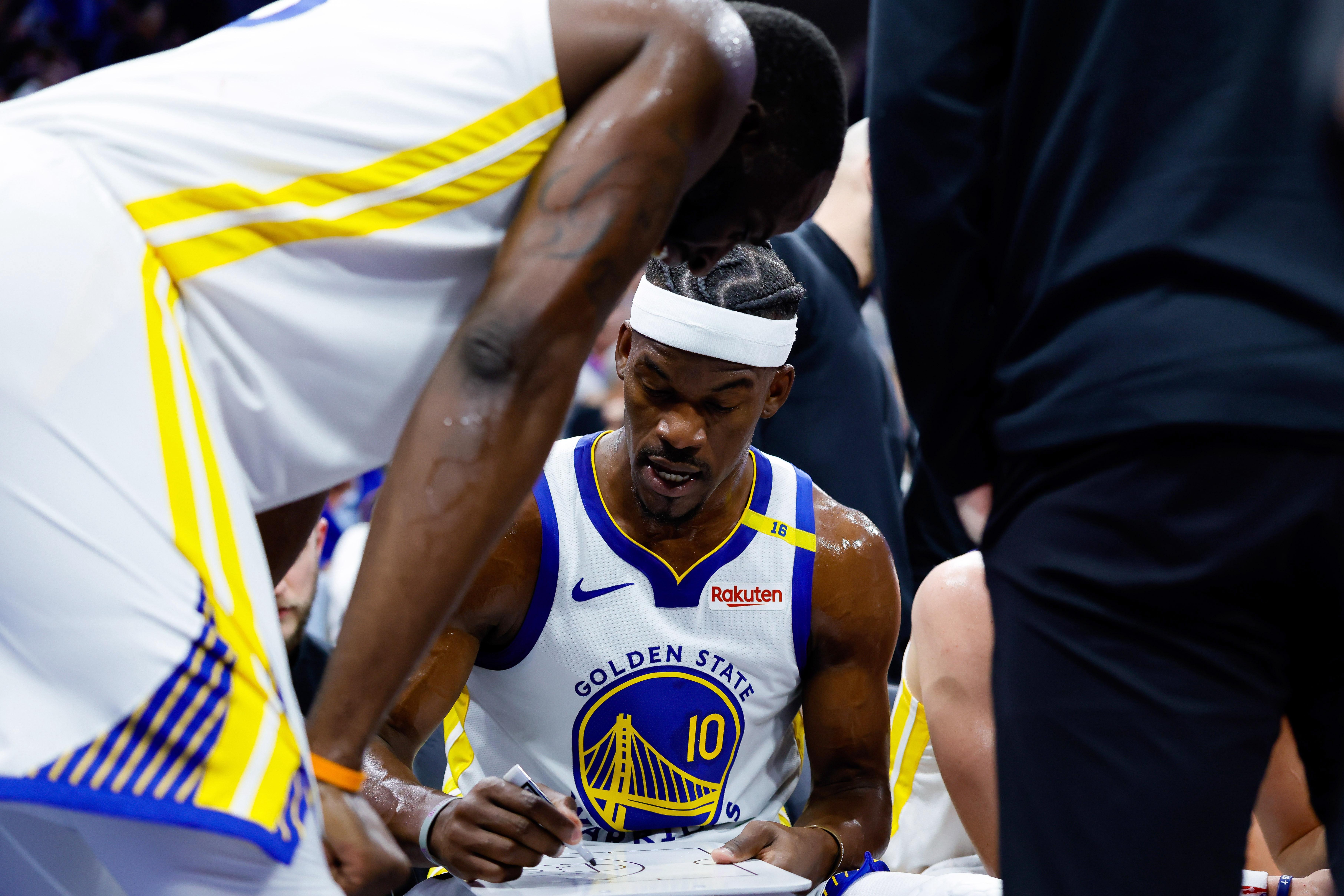 包含巴特勒关键节点高光表现，勇士带队取胜！的词条