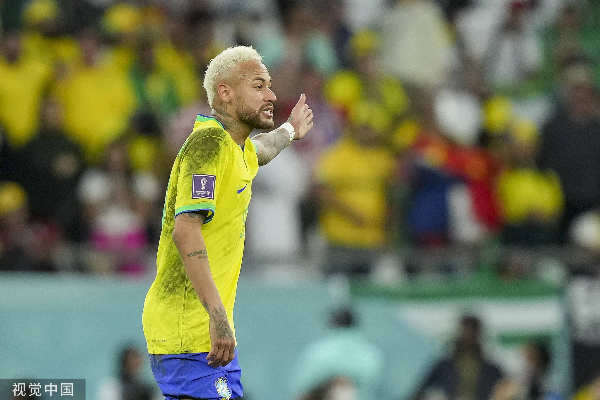 奇异果-内马尔在法国队比赛中赛况扑朔迷离，惊险取胜引发热议！的简单介绍