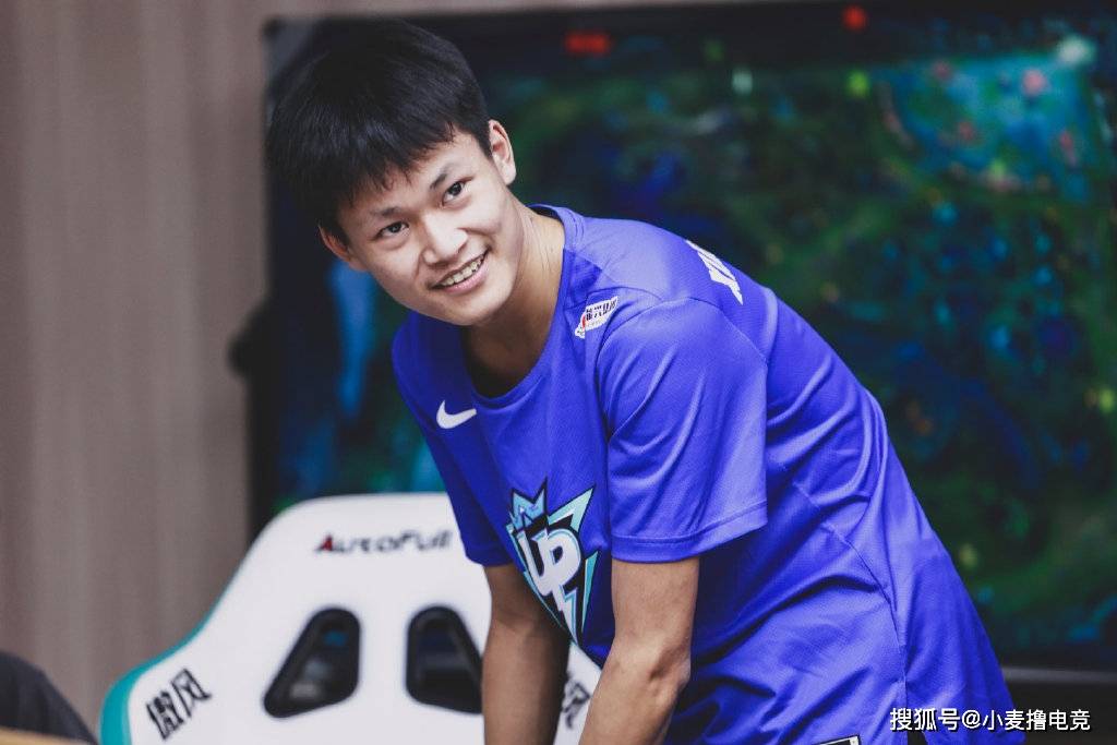 奇异果体育-Karsa连续十二场比赛得分超过突破纪录，G2挑战极限！的简单介绍