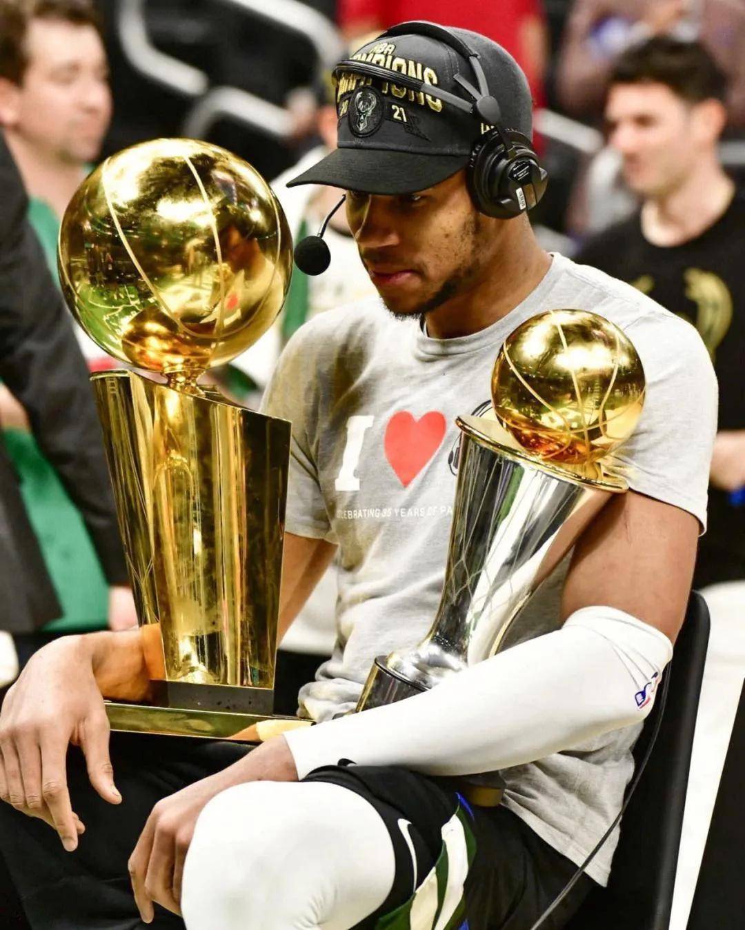 奇异果-包含字母哥关键节点高光表现，西班牙队带队取胜！的词条